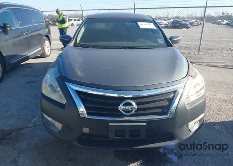 2015 Nissan Altima 2.5/2.5 S/2.5 Sl/2.5 Sv z USA, uszkodzony, nr VIN 1N4AL3AP8FC444636
